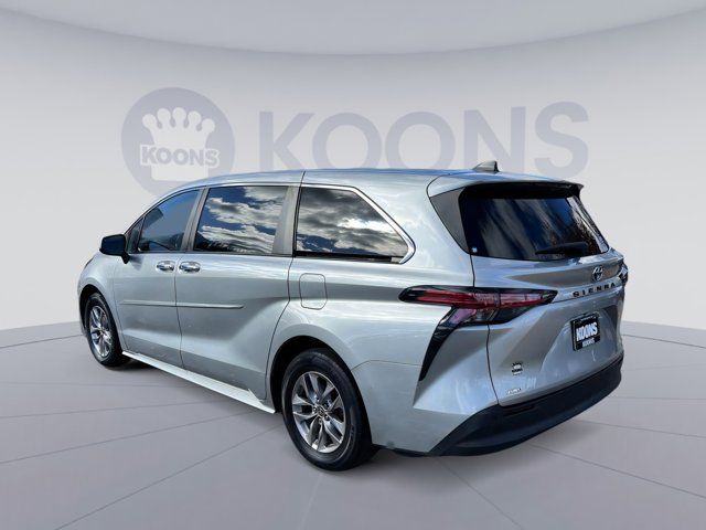 2021 Toyota Sienna XLE