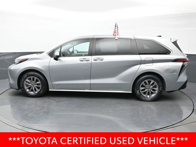 2021 Toyota Sienna XLE