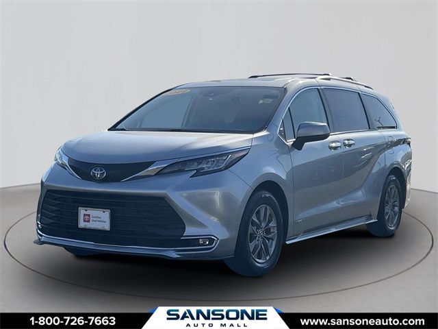 2021 Toyota Sienna XLE