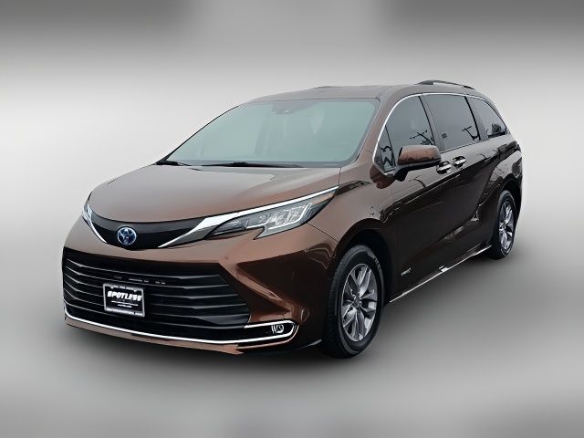 2021 Toyota Sienna XLE