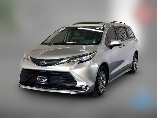 2021 Toyota Sienna XLE