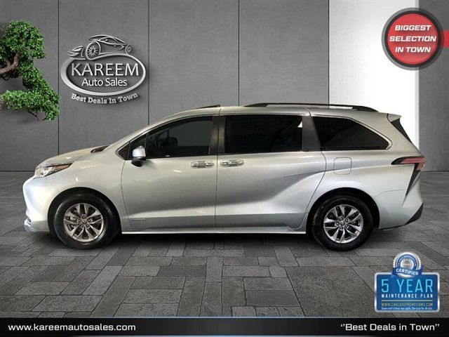 2021 Toyota Sienna XLE