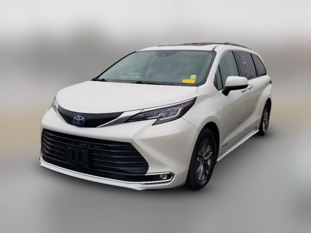 2021 Toyota Sienna XLE