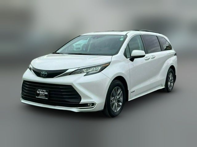 2021 Toyota Sienna XLE