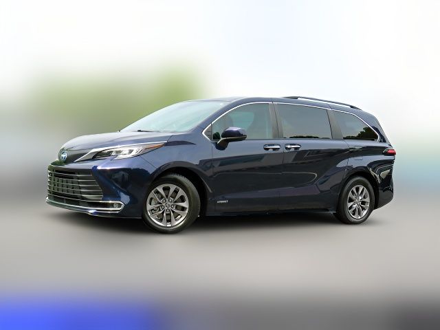 2021 Toyota Sienna XLE