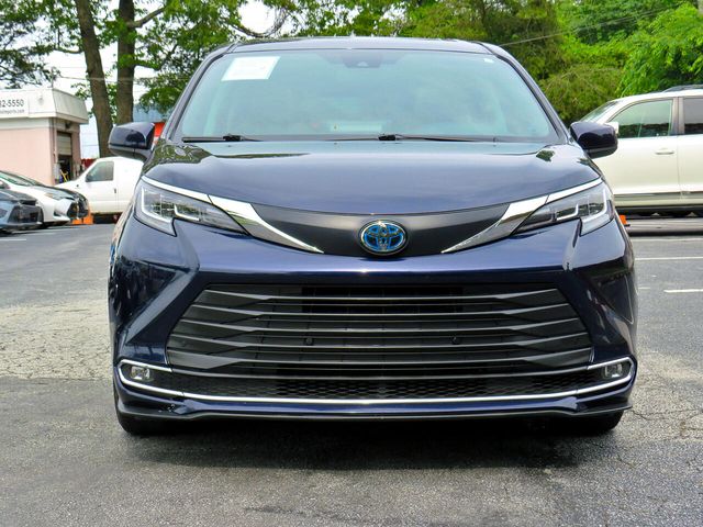 2021 Toyota Sienna XLE