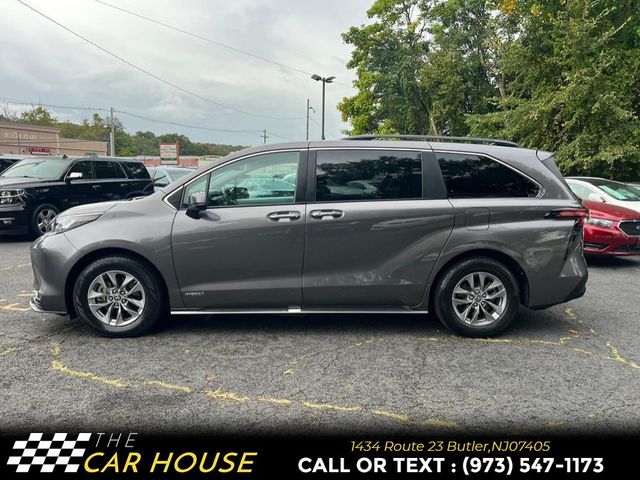 2021 Toyota Sienna XLE