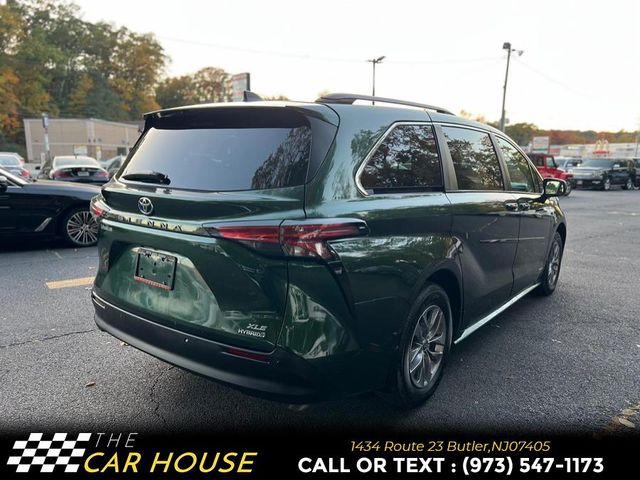 2021 Toyota Sienna XLE