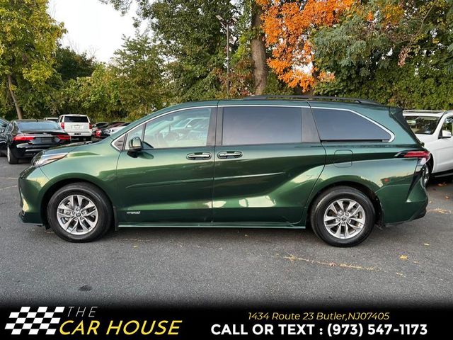 2021 Toyota Sienna XLE