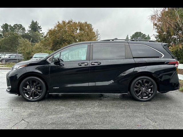 2021 Toyota Sienna XSE