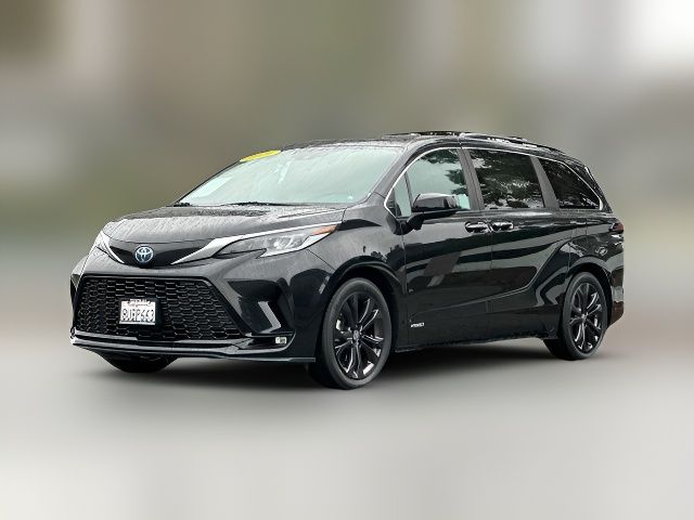 2021 Toyota Sienna XSE