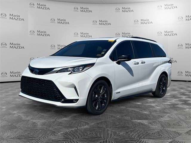 2021 Toyota Sienna XSE