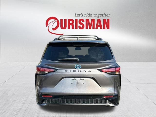 2021 Toyota Sienna XSE