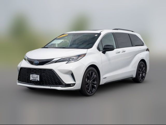 2021 Toyota Sienna XSE