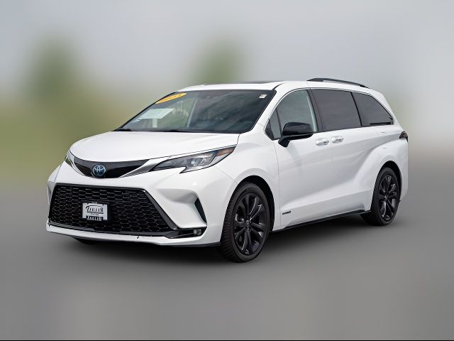 2021 Toyota Sienna XSE