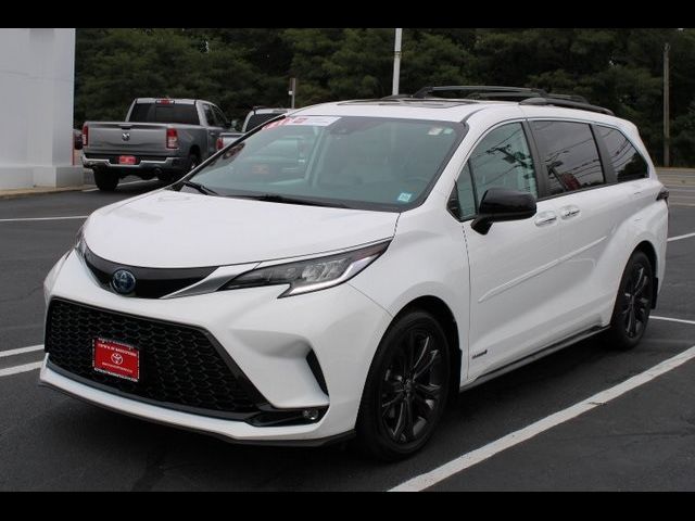 2021 Toyota Sienna XSE