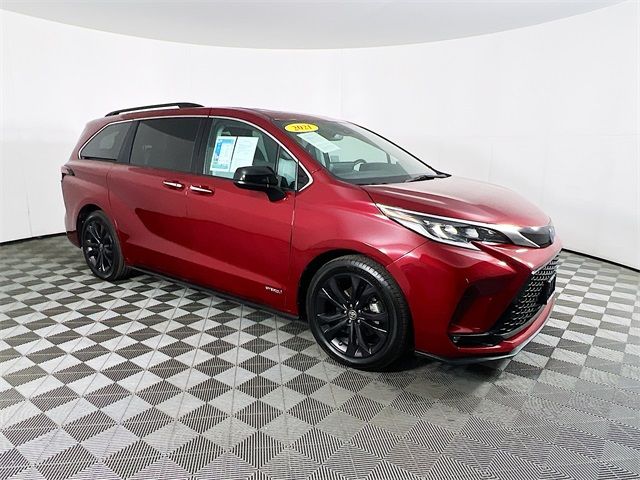 2021 Toyota Sienna XSE