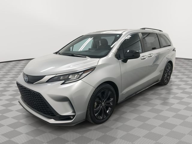 2021 Toyota Sienna XSE