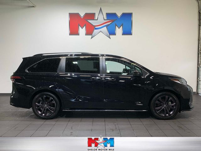 2021 Toyota Sienna XSE