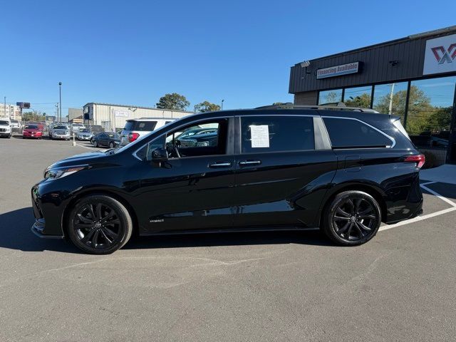 2021 Toyota Sienna XSE