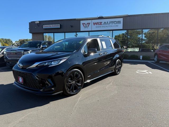 2021 Toyota Sienna XSE