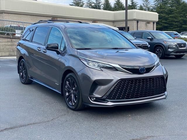 2021 Toyota Sienna XSE