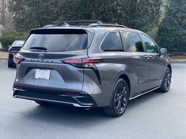 2021 Toyota Sienna XSE