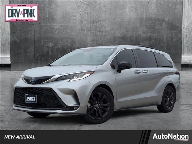 2021 Toyota Sienna XSE