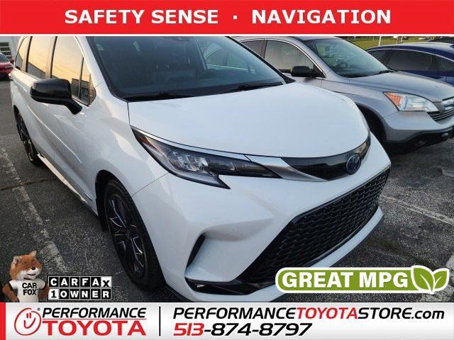 2021 Toyota Sienna XSE