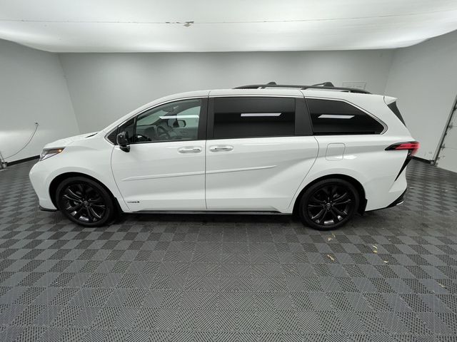 2021 Toyota Sienna XSE