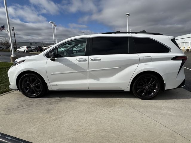 2021 Toyota Sienna XSE