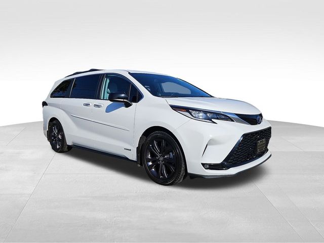 2021 Toyota Sienna XSE