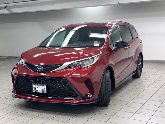 2021 Toyota Sienna XSE