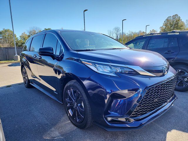 2021 Toyota Sienna XSE