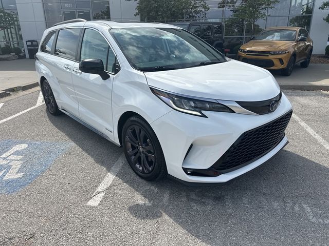 2021 Toyota Sienna XSE