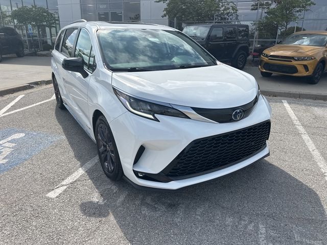 2021 Toyota Sienna XSE