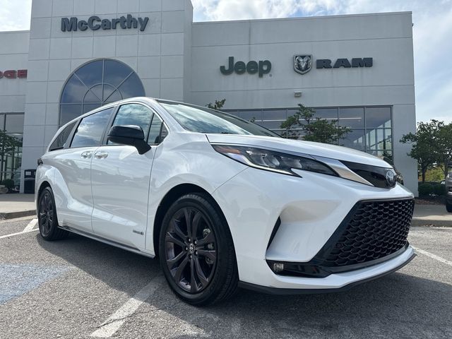 2021 Toyota Sienna XSE