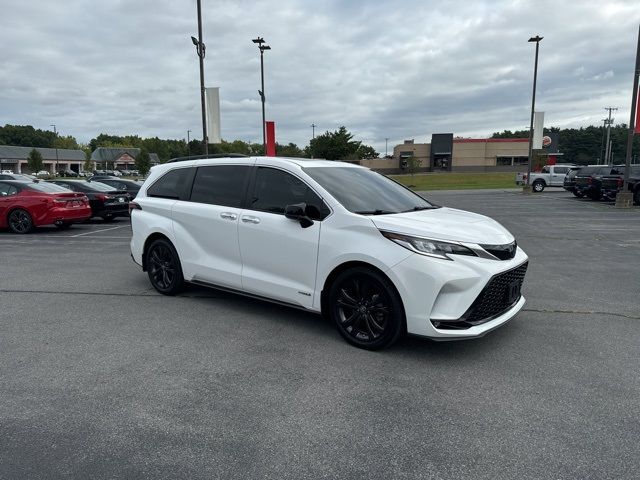 2021 Toyota Sienna XSE