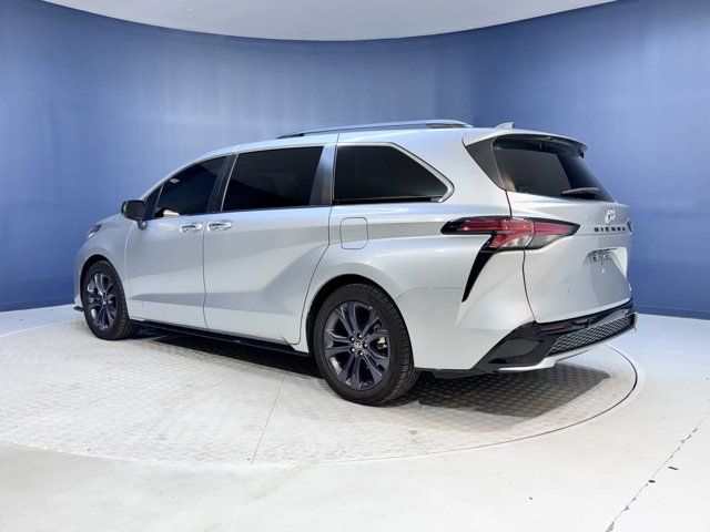 2021 Toyota Sienna XSE