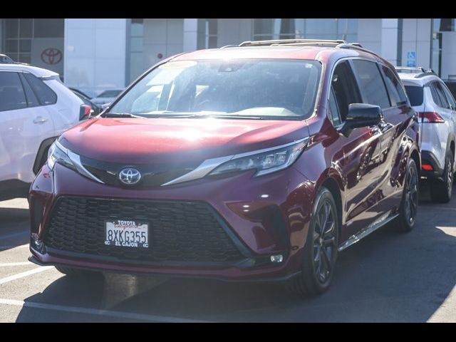 2021 Toyota Sienna XSE