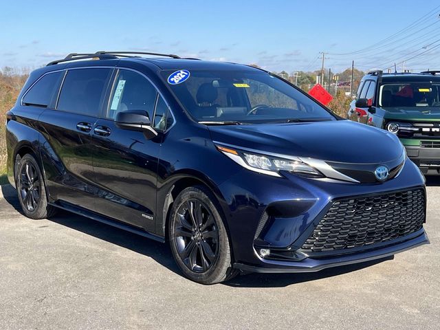 2021 Toyota Sienna XSE