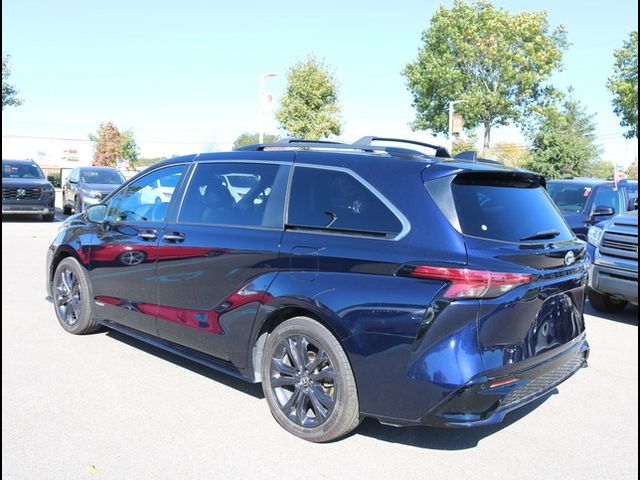 2021 Toyota Sienna XSE