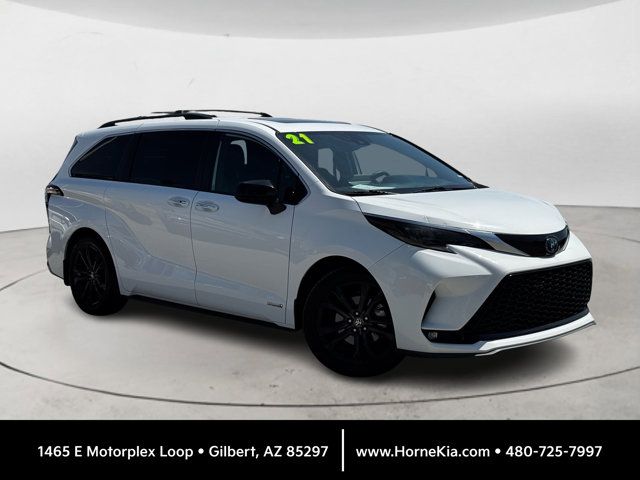 2021 Toyota Sienna XSE