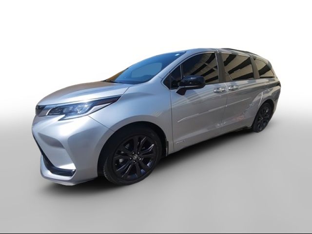 2021 Toyota Sienna XSE