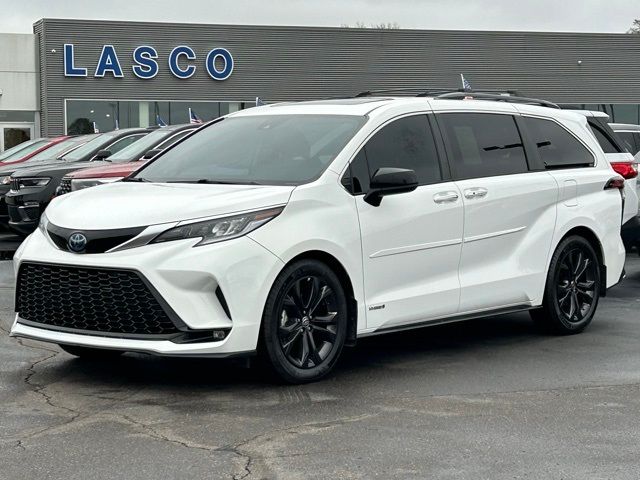 2021 Toyota Sienna XSE