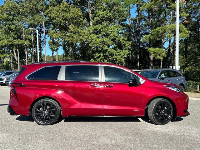 2021 Toyota Sienna XSE