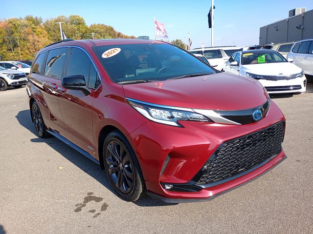 2021 Toyota Sienna XSE