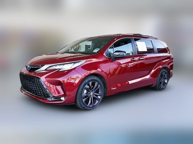 2021 Toyota Sienna XSE