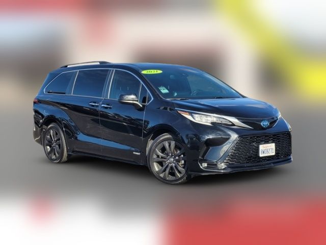 2021 Toyota Sienna XSE