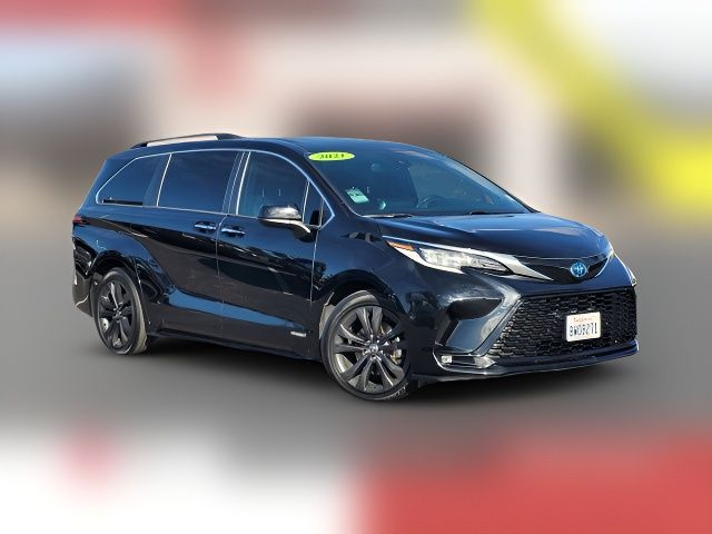 2021 Toyota Sienna XSE